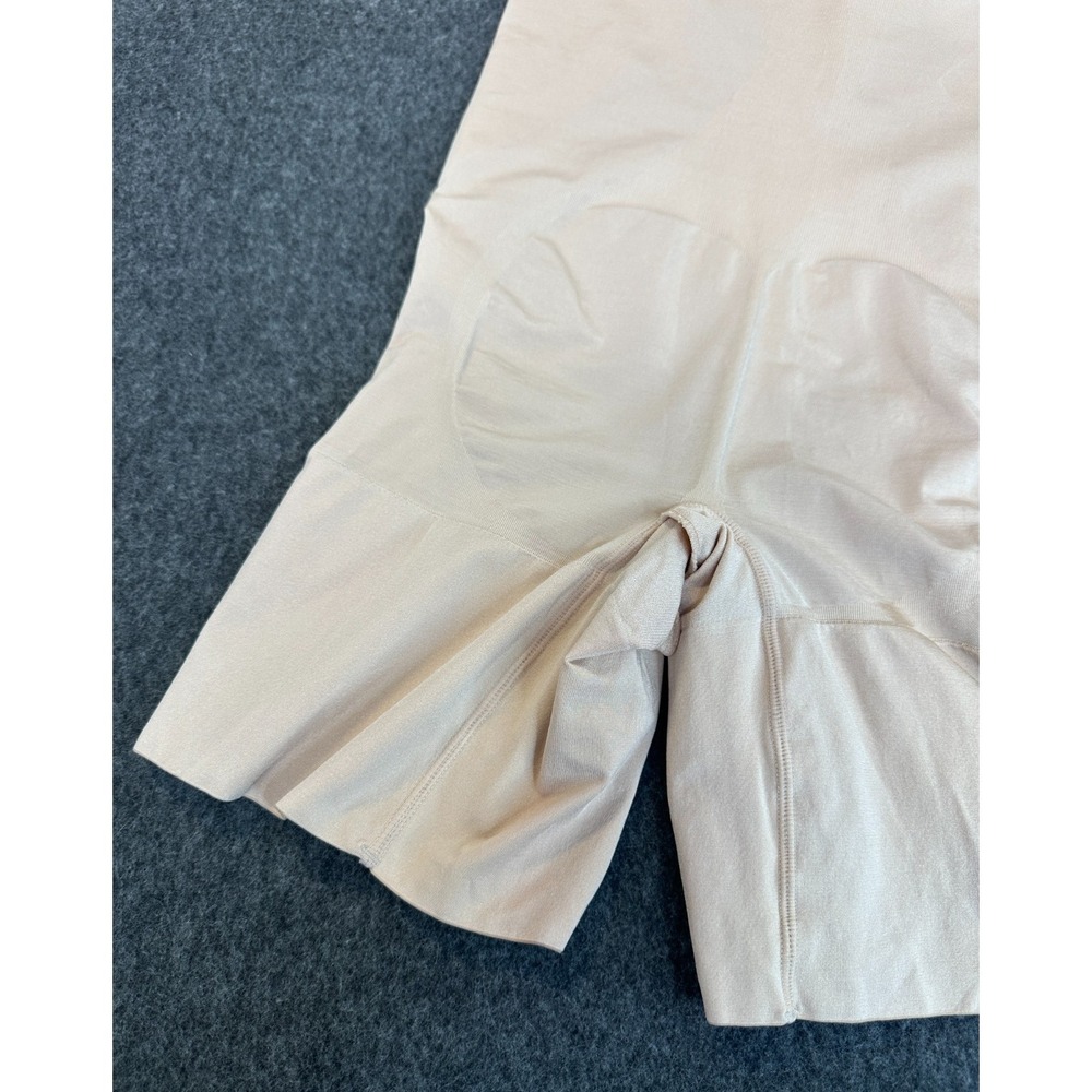 Spanx Shapewear Oncore High-Waisted Mid-Thigh Short Nude Compression Size Large - Picture 8 of 14